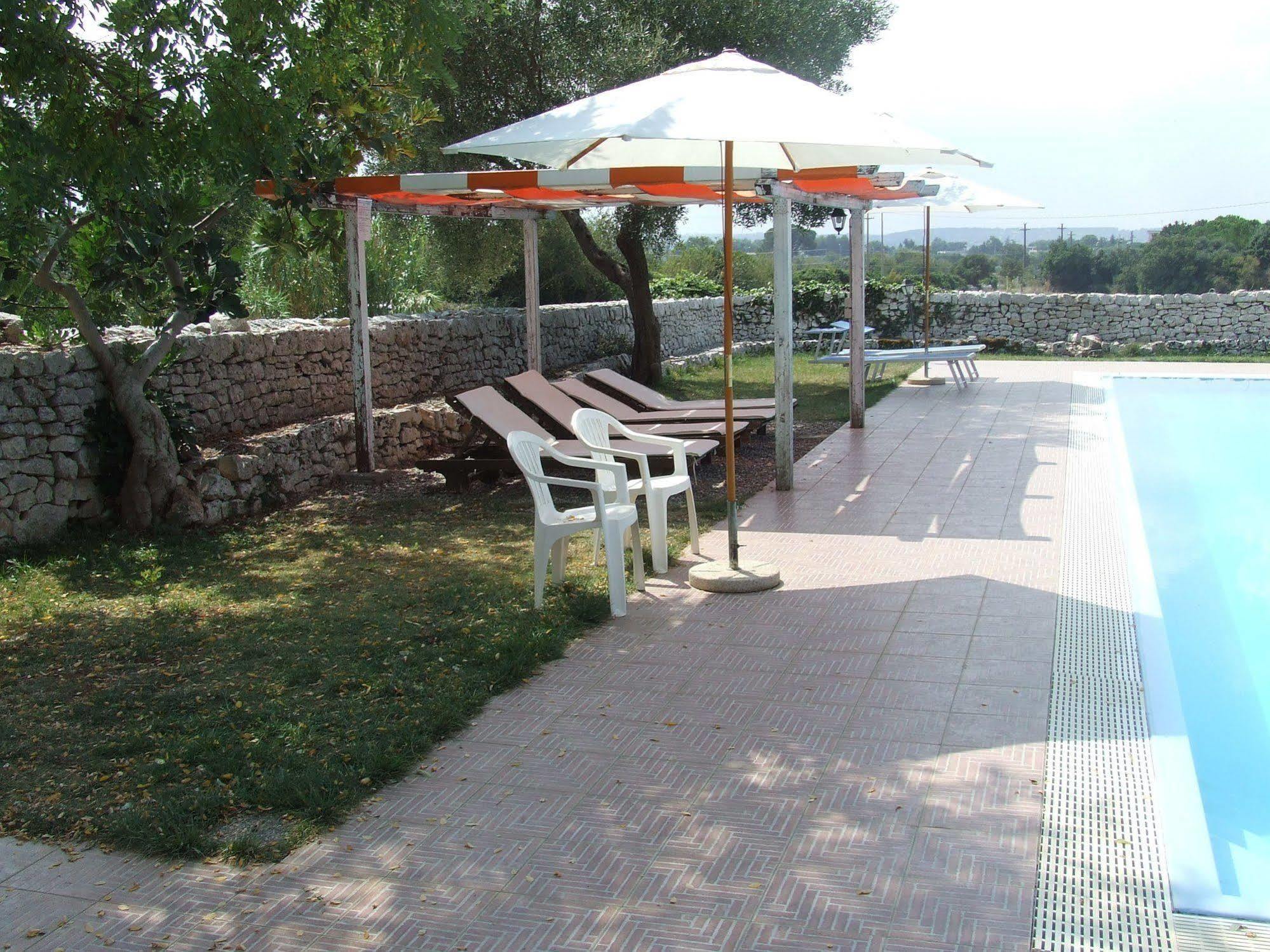 Dimora Del Sole Apartment Putignano Exterior photo